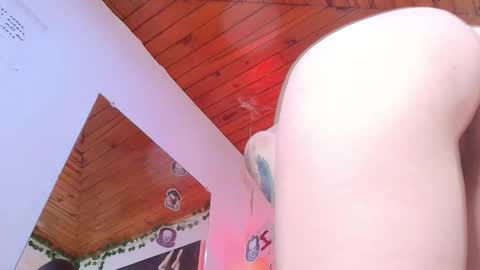 Snapshot of eda_bonne chatting on 11-01-25, 12:40 Edda online show from 11-01-25, 12:40