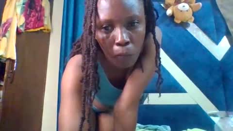 Snapshot of edakiss chatting on 06-03-26, 04:01 edakiss online show from 06-03-26, 04:01