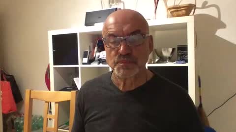 Snapshot of eddelmar chatting on 12-26-24, 06:43 eddelmar online show from 12-26-24, 06:43