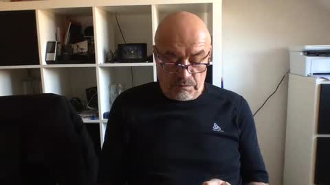 Snapshot of eddelmar chatting on 01-11-25, 11:45 eddelmar online show from 01-11-25, 11:45