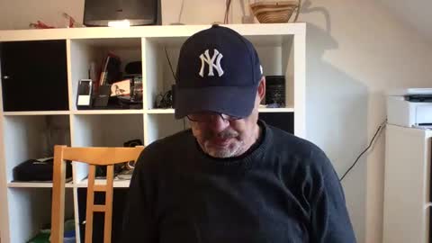 Snapshot of eddelmar chatting on 01-19-25, 02:38 eddelmar online show from 01-19-25, 02:38