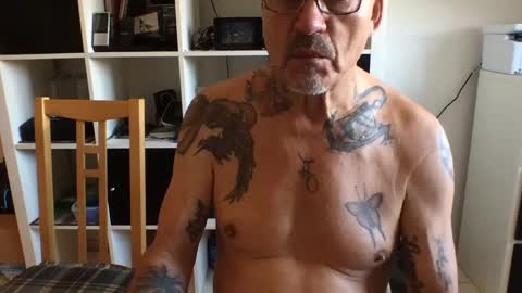 Snapshot of eddelmar chatting on 01-20-25, 11:56 eddelmar online show from 01-20-25, 11:56