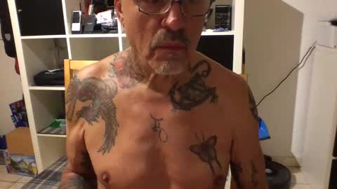 Snapshot of eddelmar chatting on 01-21-25, 06:45 eddelmar online show from 01-21-25, 06:45