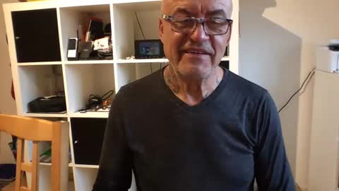 Snapshot of eddelmar chatting on 01-29-25, 03:58 eddelmar online show from 01-29-25, 03:58