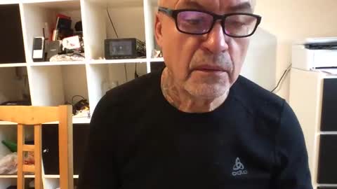 Snapshot of eddelmar chatting on 02-26-25, 12:47 eddelmar online show from 02-26-25, 12:47