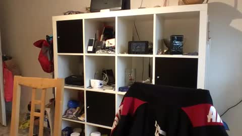 Snapshot of eddelmar chatting on 03-10-25, 08:37 eddelmar online show from 03-10-25, 08:37