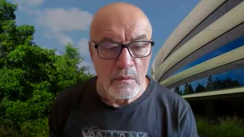 Snapshot of eddelmar chatting on 10-12-25, 09:08 eddelmar online show from 10-12-25, 09:08