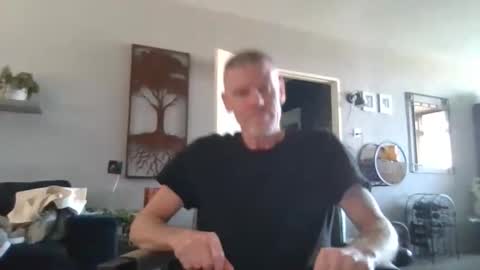 Snapshot of eddie4767 chatting on 11-30-25, 11:14 eddie4767 online show from 11-30-25, 11:14