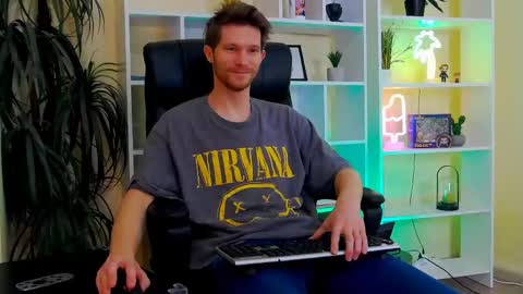 Snapshot of eddie_baker chatting on 04-28-26, 02:21 eddie_baker online show from 04-28-26, 02:21