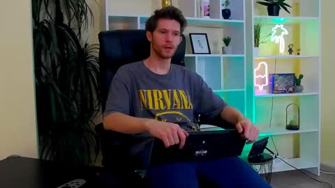Snapshot of eddie_baker chatting on 04-29-26, 02:26 eddie_baker online show from 04-29-26, 02:26
