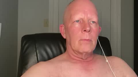 Eddy online show from 10-22-25, 02:34