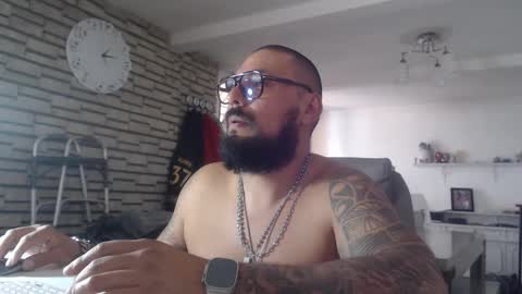 Snapshot of edgarram83 chatting on 10-06-25, 07:11 edgarram83 online show from 10-06-25, 07:11