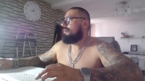 Snapshot of edgarram83 chatting on 10-29-25, 06:42 edgarram83 online show from 10-29-25, 06:42