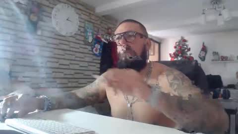 Snapshot of edgarram83 chatting on 11-25-25, 07:14 edgarram83 online show from 11-25-25, 07:14