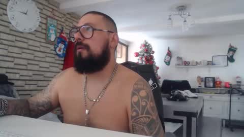 Snapshot of edgarram83 chatting on 12-16-25, 06:57 edgarram83 online show from 12-16-25, 06:57