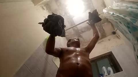 Snapshot of edgarsanmartin550 chatting on 03-13-26, 03:35 edgarsanmartin550 online show from 03-13-26, 03:35