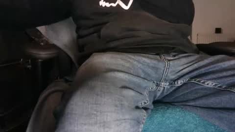 Snapshot of edged_biker chatting on 02-01-26, 05:33 edged biker online show from 02-01-26, 05:33