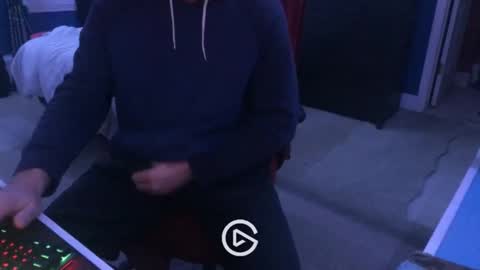 edgemeallnight online show from 01-04-25, 12:27