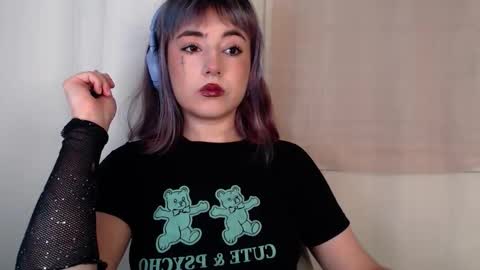 Snapshot of ediefris chatting on 01-16-26, 12:47 fickle demon made of clumps of matter online show from 01-16-26, 12:47