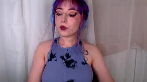 Snapshot of ediefris chatting on 02-04-26, 08:25 fickle demon made of clumps of matter online show from 02-04-26, 08:25