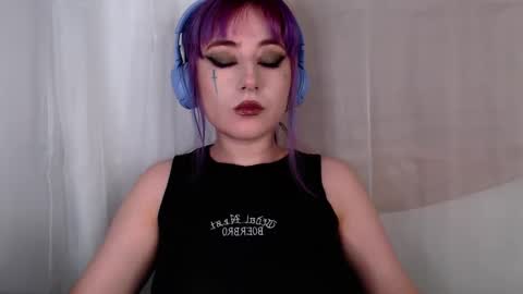 Snapshot of ediefris chatting on 02-09-26, 02:48 fickle demon made of clumps of matter online show from 02-09-26, 02:48