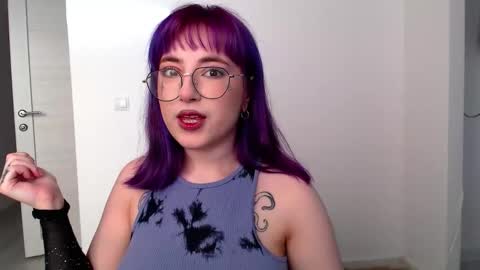 Snapshot of ediefris chatting on 02-18-26, 05:25 fickle demon made of clumps of matter online show from 02-18-26, 05:25