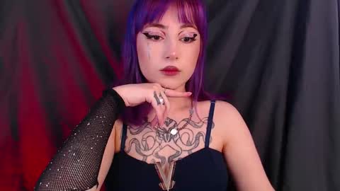 Snapshot of ediefris chatting on 02-21-26, 09:10 fickle demon made of clumps of matter online show from 02-21-26, 09:10