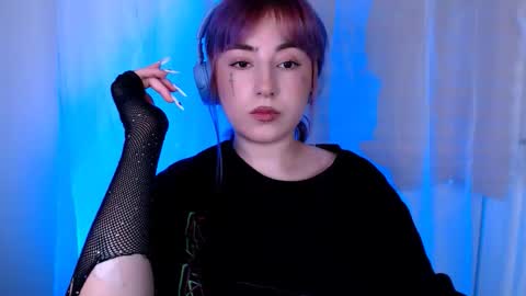 Snapshot of ediefris chatting on 03-07-26, 06:49 fickle demon made of clumps of matter online show from 03-07-26, 06:49