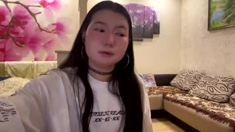 Eri online show from 04-28-26, 09:09