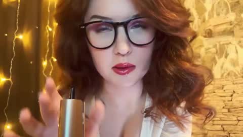 Friendly neighbourhoud redhead  online show from 03-01-25, 12:07