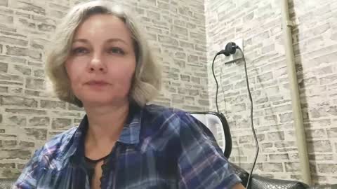 edithmanning online show from 01-10-25, 03:06