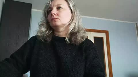 edithmanning online show from 04-27-26, 08:12