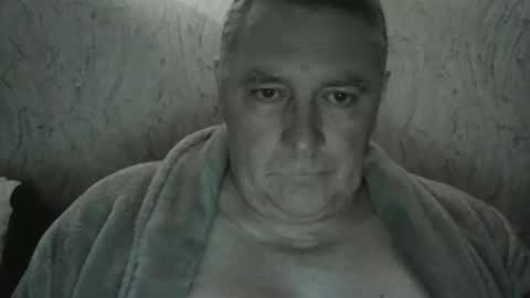 Snapshot of edje59a chatting on 10-23-25, 12:21 Eddy online show from 10-23-25, 12:21