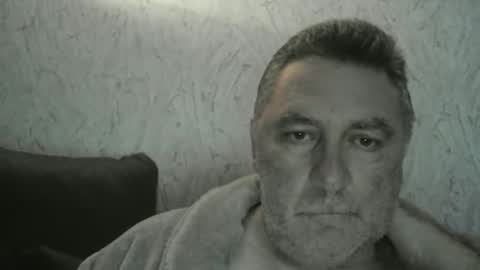 Snapshot of edje59a chatting on 11-09-25, 12:31 Eddy online show from 11-09-25, 12:31