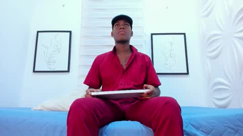 Edmund Falker online show from 10-21-25, 03:51