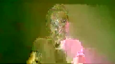 Snapshot of edo1994_ chatting on 12-13-25, 08:58 Eddy online show from 12-13-25, 08:58