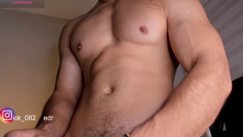 Snapshot of edrick_walton chatting on 01-12-25, 11:17 edrick online show from 01-12-25, 11:17