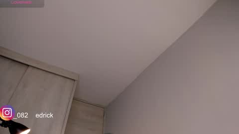 Snapshot of edrick_walton chatting on 01-21-25, 01:32 edrick online show from 01-21-25, 01:32