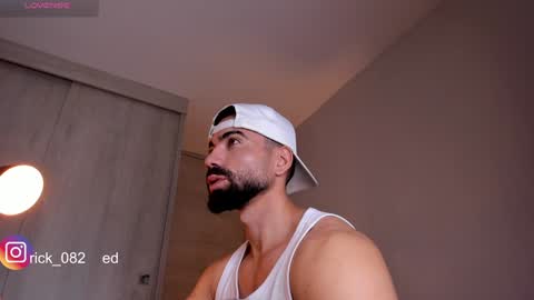 Snapshot of edrick_walton chatting on 02-06-25, 11:21 edrick online show from 02-06-25, 11:21