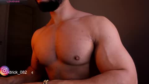 Snapshot of edrick_walton chatting on 02-18-25, 10:49 edrick online show from 02-18-25, 10:49