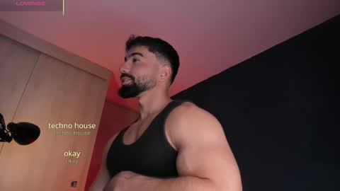 Snapshot of edrick_walton chatting on 10-11-25, 10:14 edrick online show from 10-11-25, 10:14