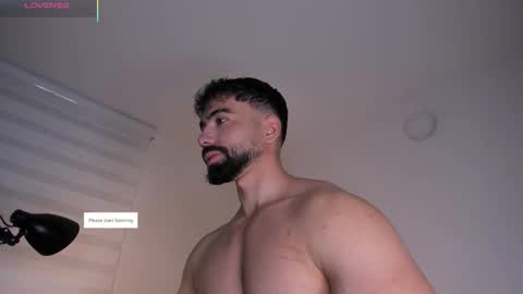 Snapshot of edrick_walton chatting on 10-28-25, 11:03 edrick online show from 10-28-25, 11:03