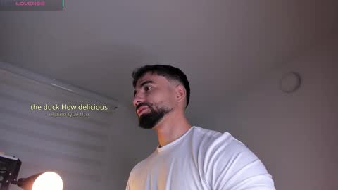 Snapshot of edrick_walton chatting on 11-22-25, 11:31 edrick online show from 11-22-25, 11:31