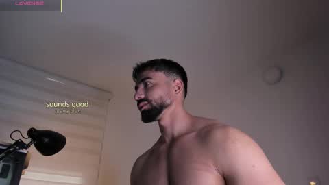 Snapshot of edrick_walton chatting on 11-27-25, 11:34 edrick online show from 11-27-25, 11:34