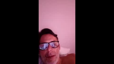 Snapshot of eduar438916 chatting on 12-14-25, 04:51 eduar438916 online show from 12-14-25, 04:51