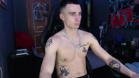 Eduar online show from 12-29-24, 03:13