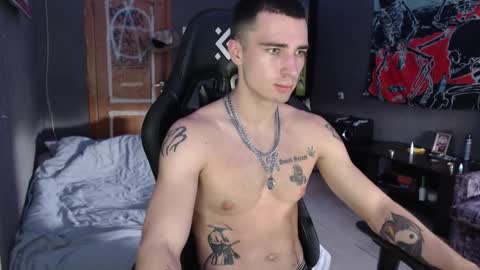 Snapshot of eduard_loveee chatting on 09-11-25, 06:02 Eduar online show from 09-11-25, 06:02