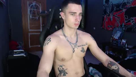 Snapshot of eduard_loveee chatting on 11-15-25, 04:47 Eduar online show from 11-15-25, 04:47