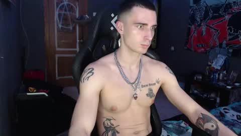 Snapshot of eduard_loveee chatting on 12-02-25, 06:58 Eduar online show from 12-02-25, 06:58