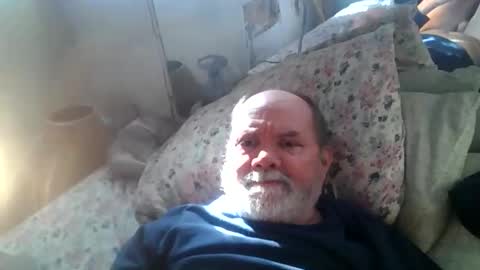 Eddie online show from 01-05-25, 07:39